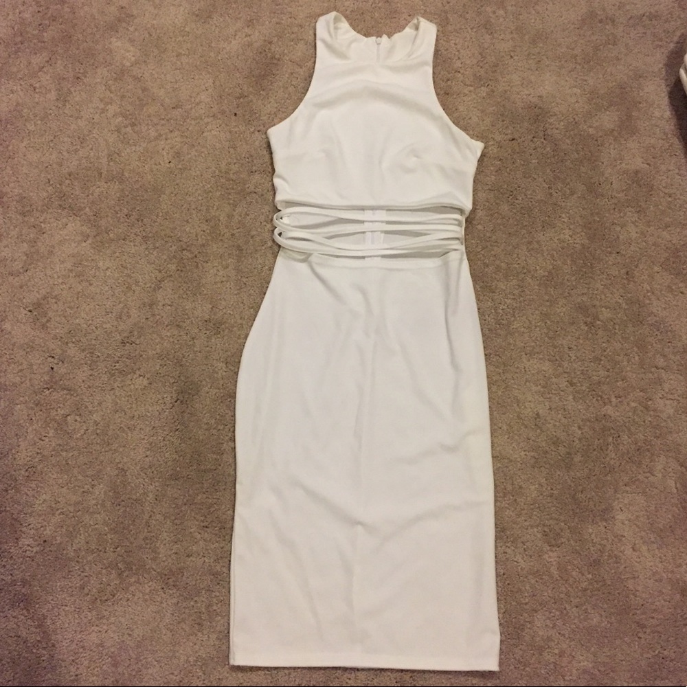 ✨Sexy white cutout dress💋✨